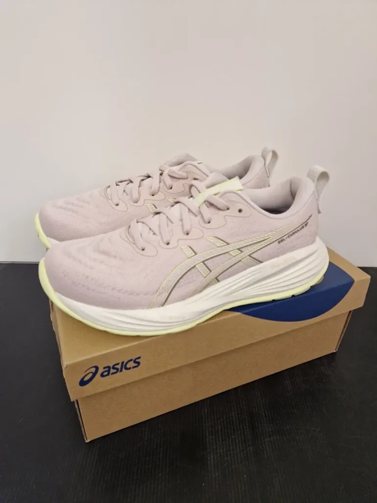 Tweedehands Asics Gel Cumulus 27 bike — afbeelding 2 van 4