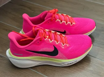 Used Pegasus Air Zoom 41 Running Shoes