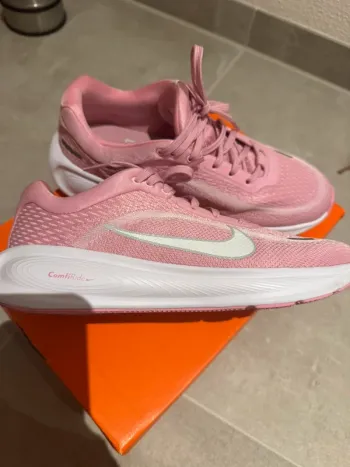 Used Nike Sportschuhe bike — image 3 of 6