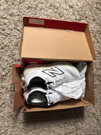 Käytetty New Balance Fresh Foam 680 V8 bike — kuva 3 / 8