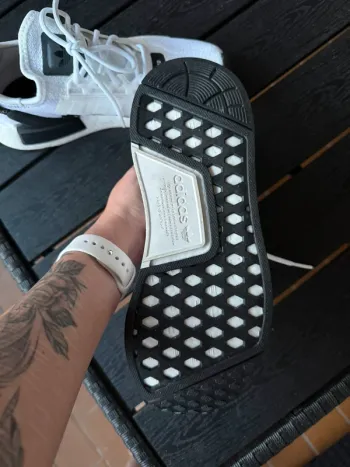 Gebrauchtes Adidas NMD R1 V2 bike — Bild 5 von 5