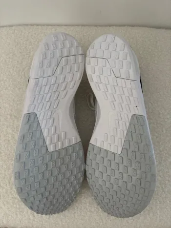 Used Nike Zoom Rival Waffle 6 bike — image 5 of 5