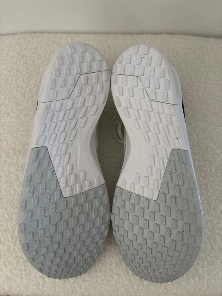 Used Nike Zoom Rival Waffle 6 bike — image 5 of 5