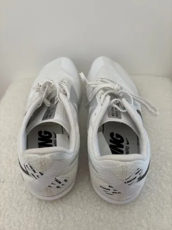 Used Nike Zoom Rival Waffle 6 bike — image 4 of 5