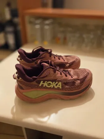 Używany Hoka Challenger 8 Running Shoes