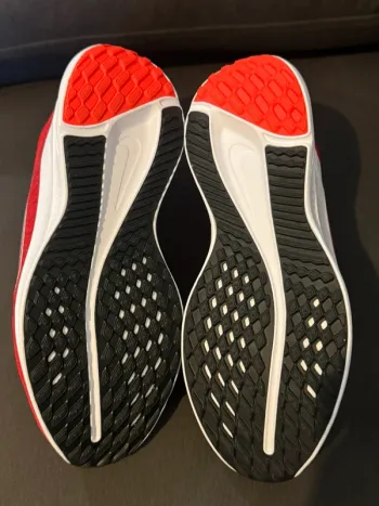 Nike Quest 5 bike d'occasion — image 7 sur 9