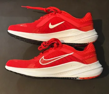Nike Quest 5 bike d'occasion — image 3 sur 9