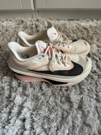 Nike Zoom X Fly bike d'occasion — image 2 sur 4