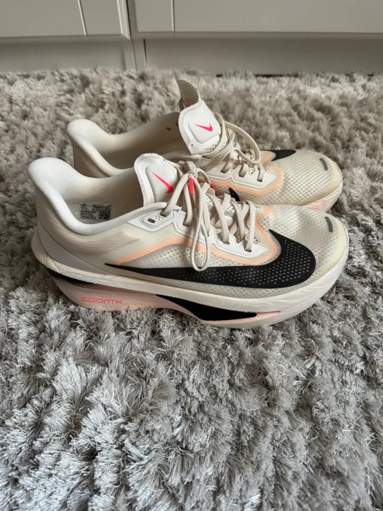 Nike Zoom X Fly bike d'occasion — image 2 sur 4