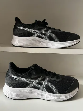 Asics Baskets bike d'occasion — image 3 sur 8