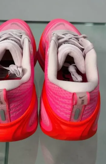 Nike Vomero 18 bike d'occasion — image 6 sur 7