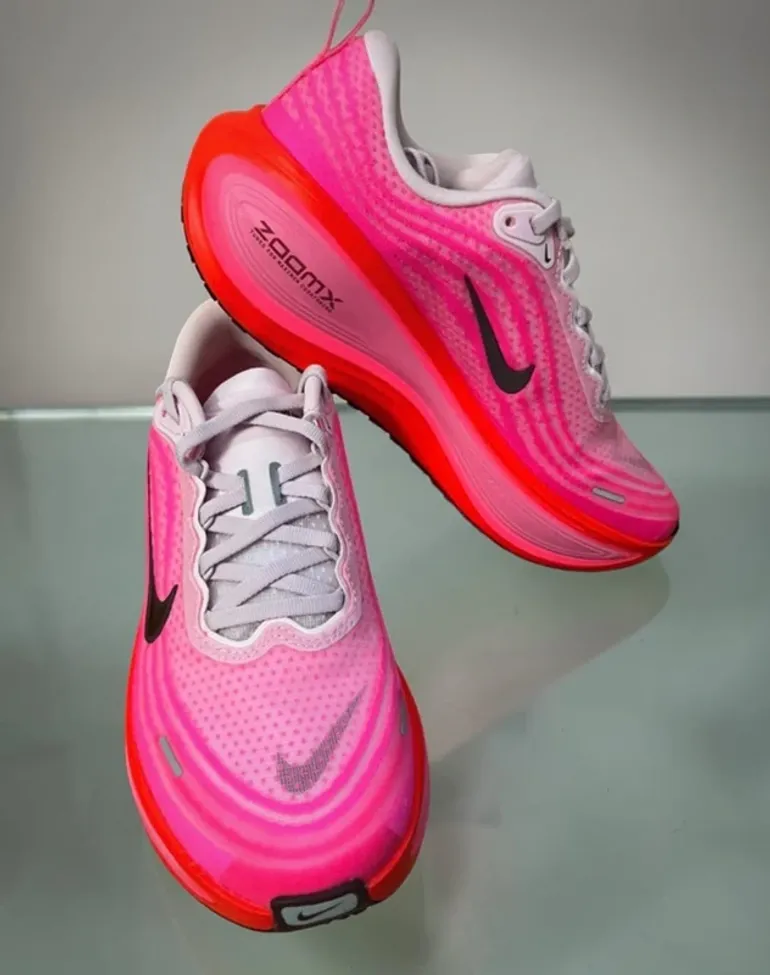 Nike Vomero 18 bike d'occasion — image 2 sur 7