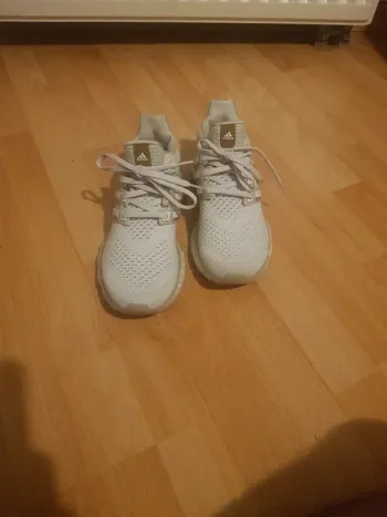 Adidas Ultraboost Web DNA Running Shoes d'occasion