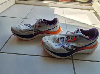 Saucony Endorphin Speed 4 bike de segunda mano — imagen 4 de 7