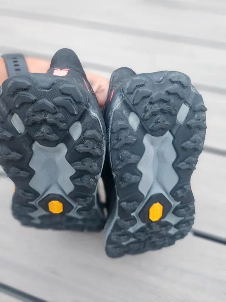 Używany Hoka Speedgoat 5 GTX bike — zdjęcie 10 z 15