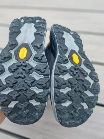 Używany Hoka Speedgoat 5 GTX bike — zdjęcie 11 z 15