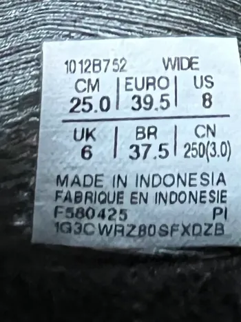 Asics Nimbus 27 bike d'occasion — image 4 sur 4
