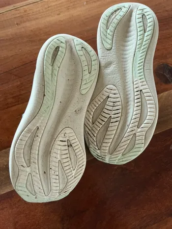 Asics Nimbus 27 bike d'occasion — image 3 sur 4