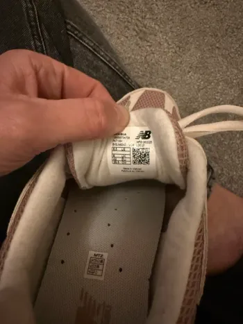 Used New Balance Sneakers bike — image 4 of 5
