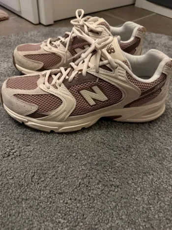 Used New Balance Sneakers bike — image 2 of 5