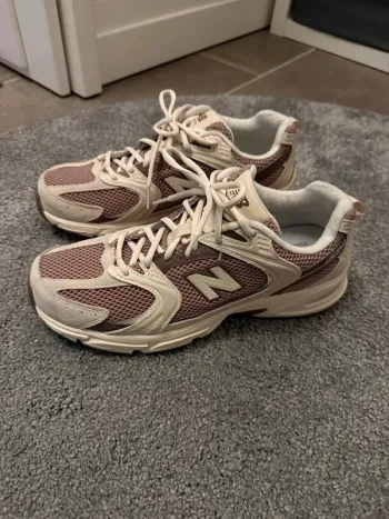 New Balance Sneakers Running Shoes d'occasion