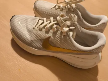 Brugt Nike Laufschuhe bike — billede 2 af 3