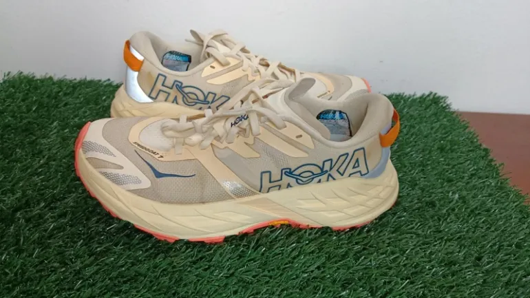 Used Hoka Speedgoat 7 bike — image 2 of 10
