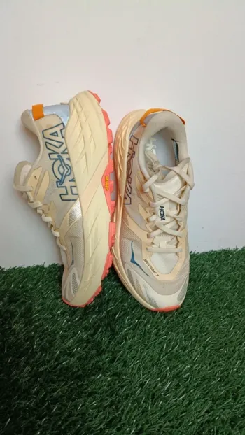 Used Hoka Speedgoat 7 bike — image 4 of 10