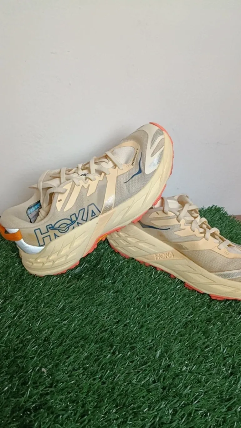 Used Hoka Speedgoat 7 bike — image 9 of 10