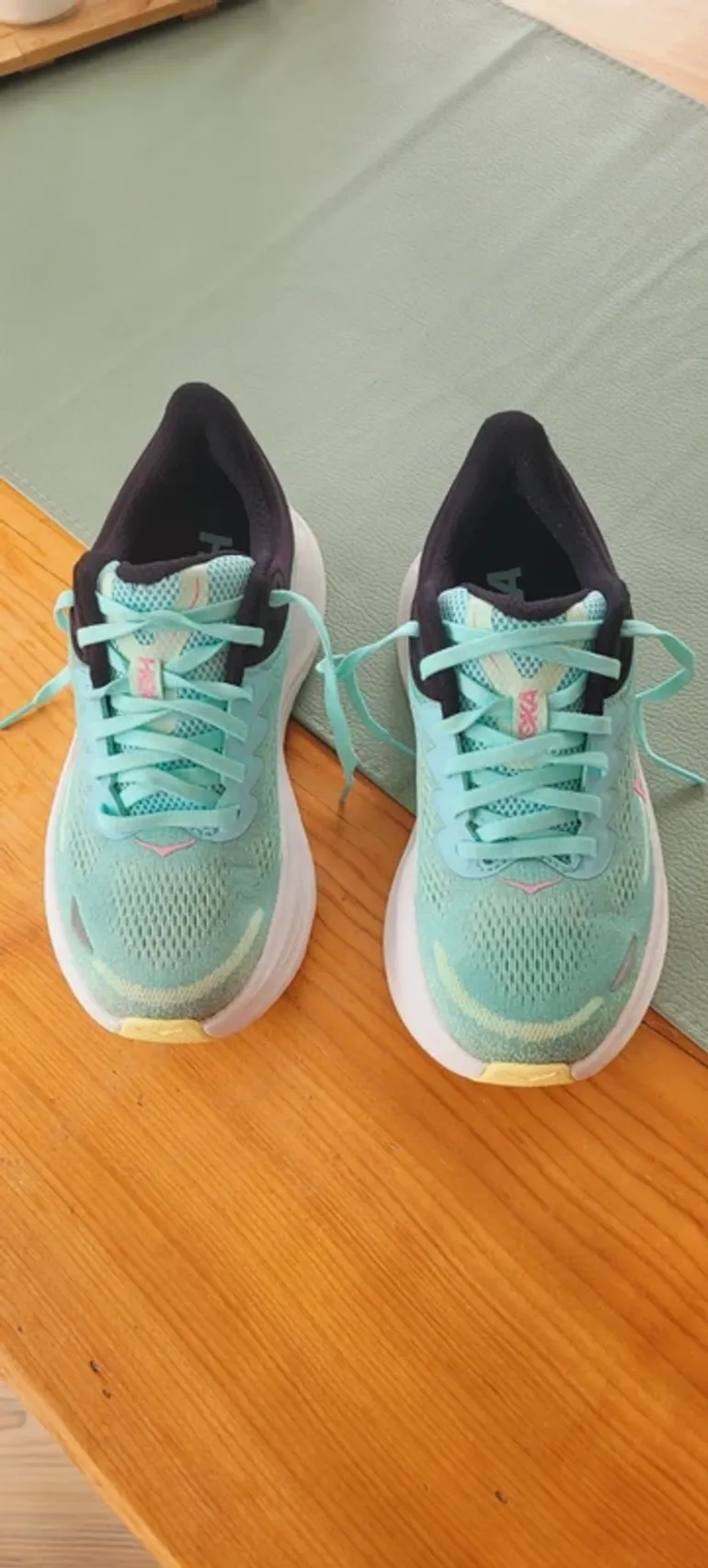 Used Hoka Laufschuhe bike — image 2 of 4