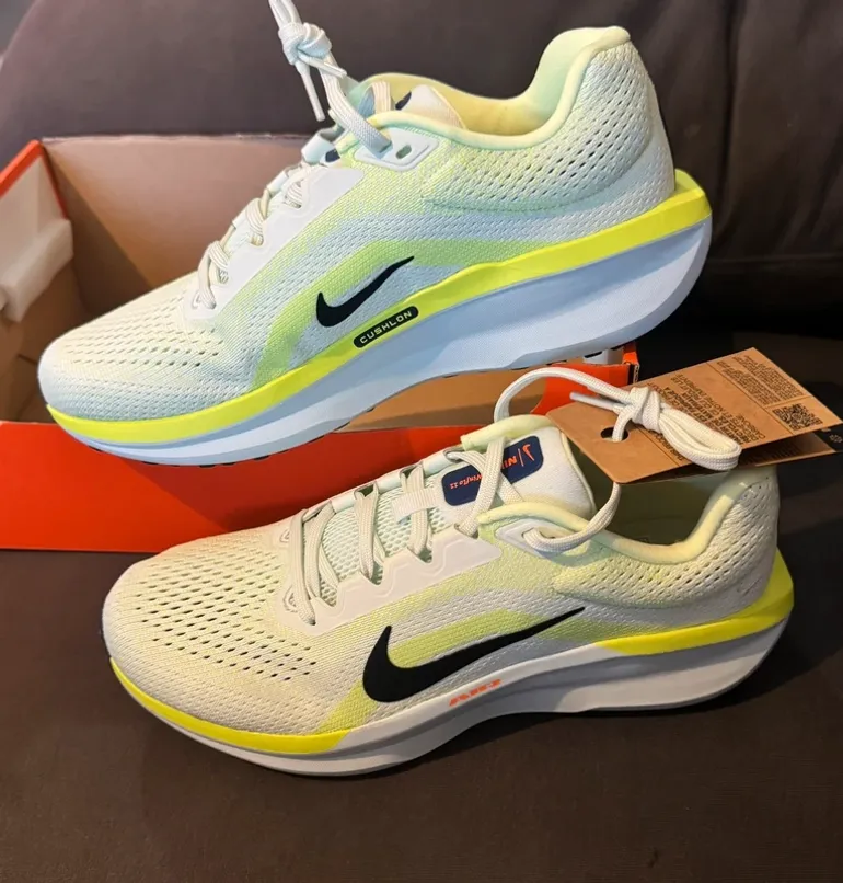 Nike Air Winflo 11 bike d'occasion — image 2 sur 12