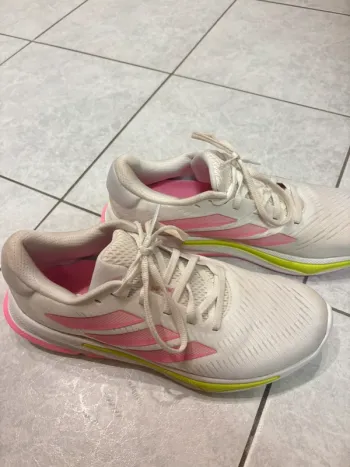 Used Supernova Ease Running Shoes
