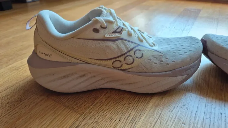 Used Saucony Triumph 22 bike — image 4 of 10
