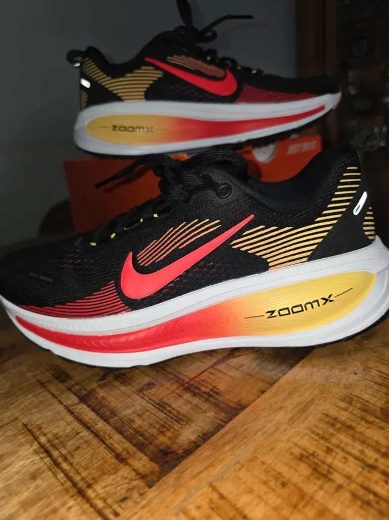 Tweedehands Nike Vomero bike — afbeelding 3 van 4