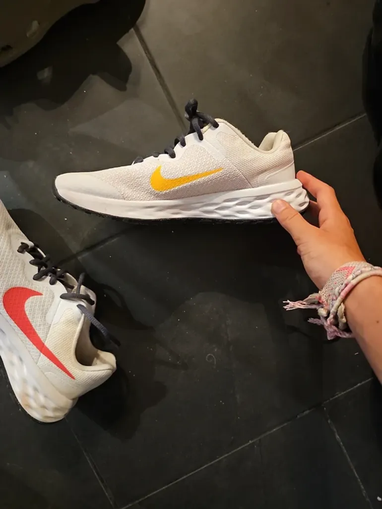 Used Nike Revolution 6 NN bike — image 2 of 10
