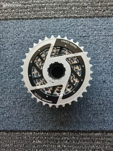 Used Sram RED XG-1290 E1 2026 bike — image 2 of 5