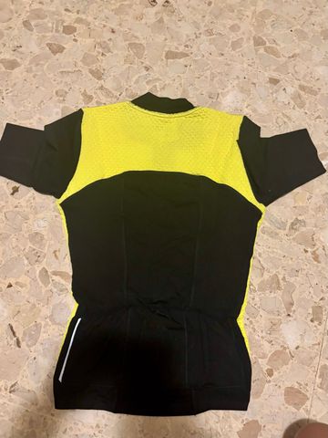 Used Six2 Cycling Jersey bike — image 2 of 6