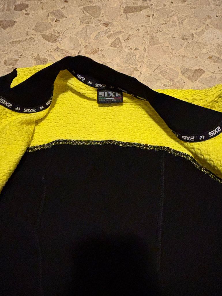 Używany Six2 Cycling Jersey bike — zdjęcie 4 z 6