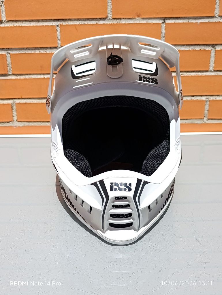 Ixs Xact Helmet bike d'occasion — image 3 sur 15