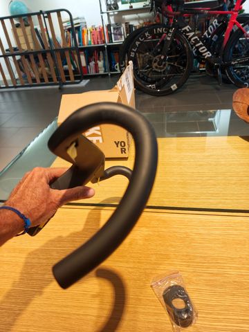 Gebrauchtes Black Inc Handlebar 2026 bike — Bild 5 von 12