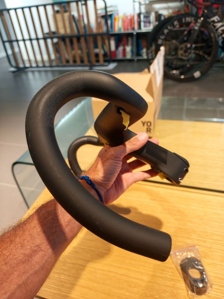 Brugt Black Inc Handlebar 2026 bike — billede 6 af 12