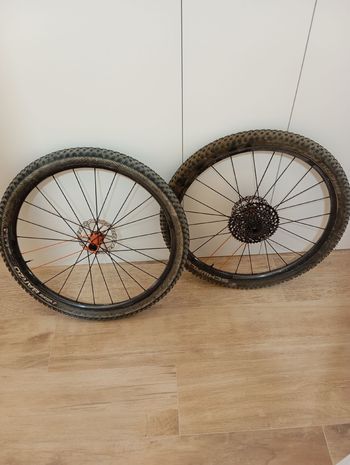 Used Industry Nine UL280 Carbon 2024 Wheels