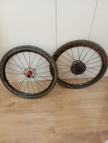 Used Industry Nine UL280 Carbon 2024 Wheels