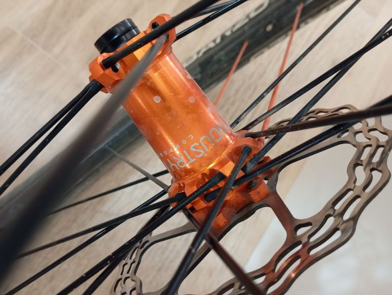 Brugt Industry Nine UL280 Carbon 2024 bike — billede 6 af 7