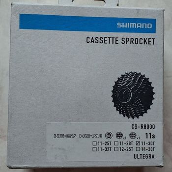 Käytetty Shimano Ultegra CS-R8000 Drivetrain & Pedals