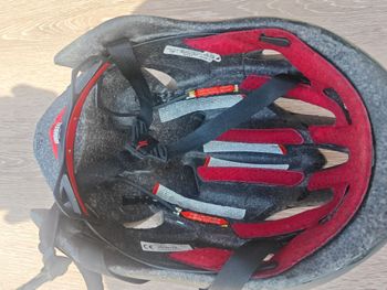 Tweedehands Specialized Evade 1 Helmet bike — afbeelding 4 van 4