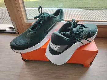 Nike Flex Train bike d'occasion — image 2 sur 3