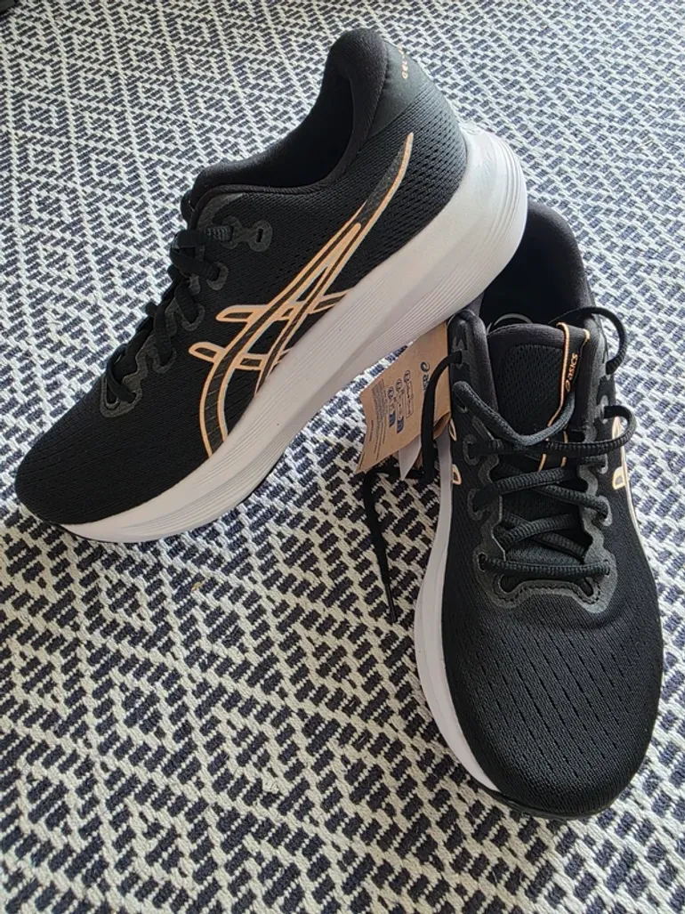 Used Asics Gel-Excite 11 bike — image 2 of 7