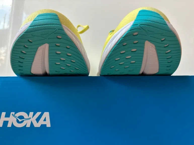 Hoka Mach 6 bike d'occasion — image 3 sur 5