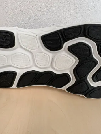 New Balance Fresh Foam X Kaiha Road bike usato — immagine 13 di 15